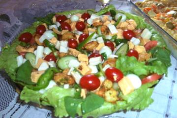 Salada de camarão