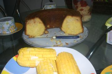 Bolo de coco com leite condensado