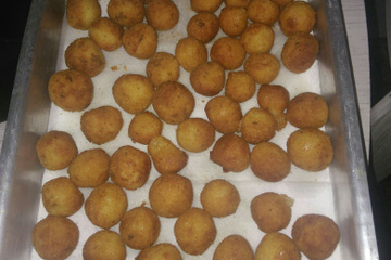 Bolinha de Queijo