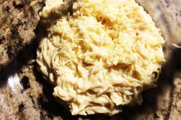 Macarrão ao molho branco