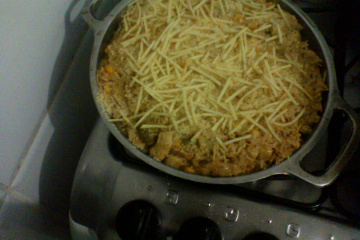 Fricassê saboroso de frango