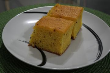 Bolo de fubá tradicional: aprenda a receita da vovó para o seu café