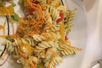 Macarrão com legumes