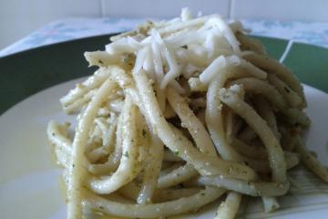 Espaguete ao pesto