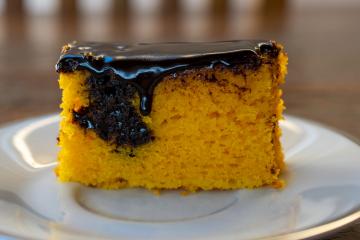 Bolo de cenoura simples