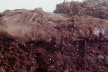 Bolo de mousse de chocolate