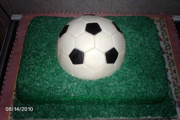 Bolo de festa - campo de futebol