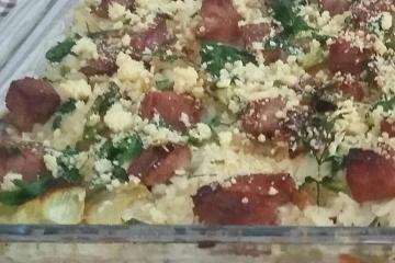 Arroz cremoso tropical com calabresa