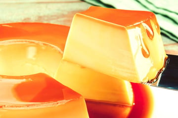 Neste Dia das Mães eu vou fazer pudim de leite condensado sem furinhos e infalível do TudoGostoso: é a receita favorita da minha família