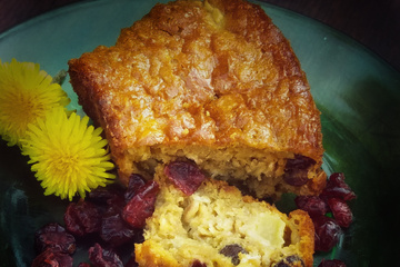 Bolo de aveia, maçã e cranberry