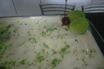Pavê de limão com leite em pó