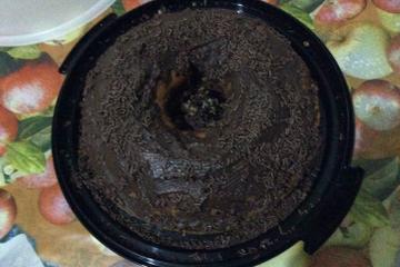 Bolo de formigueiro com brigadeiro branco