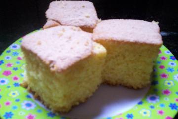 Bolo de fubá fácil, simples e delicioso