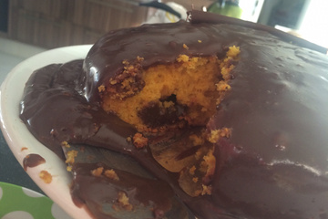 Bolo de cenoura com brigadeiro mole