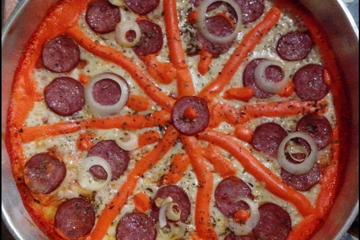 Pizza com borda recheada