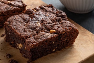 Brownie de 3 ingredientes sem glúten e sem lactose