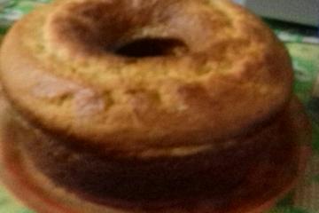 Bolo de fubá simples e gostoso