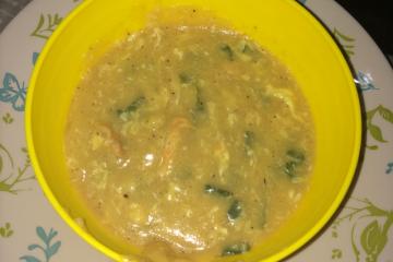 Sopa de fubá com ovos