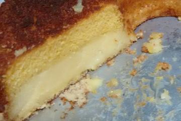 Bolo de fubá cremoso