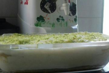 Bolo mousse de limão