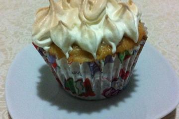 Cupcake de limão merengado