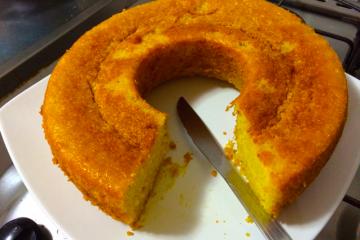 Receita de Bolo de milho de lata no liquidificador, enviada por vanessa  souza - TudoGostoso