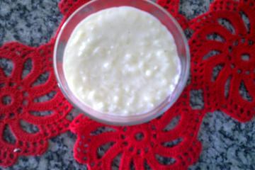 Arroz doce com coco ralado