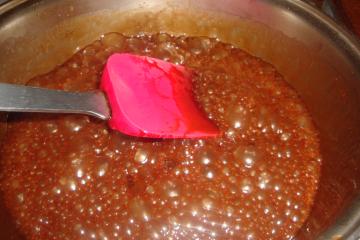 Calda quente de chocolate