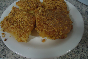 Bolo de amendoim com fubá no liquidificador