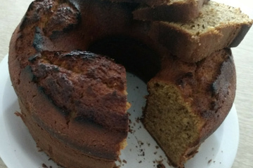 Bolo de cenoura e nozes