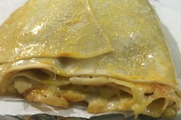 Rocambole  de massa de pastel