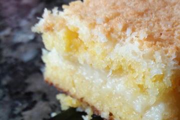 Bolo de fubá cremoso