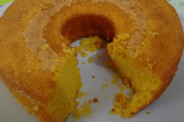Bolo de milho com fubá