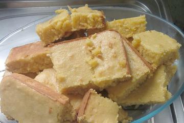 Bolo de milho cremoso - rápido e simples