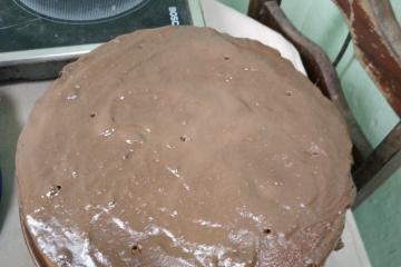 Calda simples de chocolate