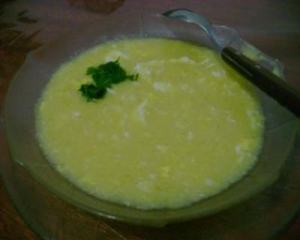 Sopa de fubá com ovos