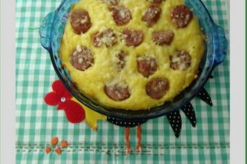 Purê de aipim com linguiça e queijo