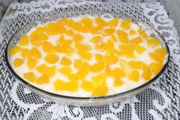 Pavê de pêssego em calda