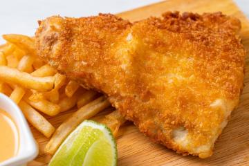 Peixe empanado na airfryer