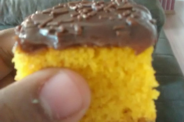 Bolo de cenoura com brigadeiro mole
