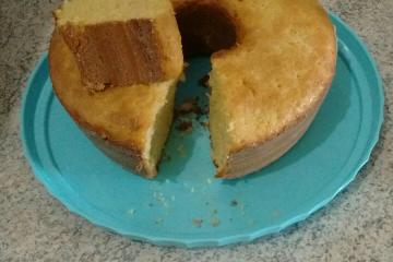 Bolo de fubá com amido de milho