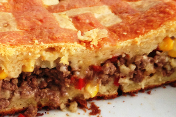 Torta de carne moida