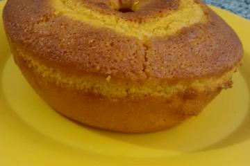 Bolo de cenoura cozida