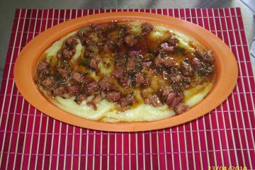 Angu de linguiça do Sergio