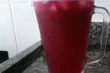 Suco de beterraba com limão