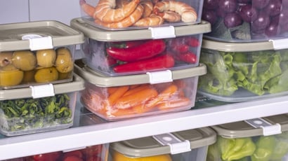 16 potes por R$ 40! Kit ajuda a organizar os alimentos e está com o menor preço do ano