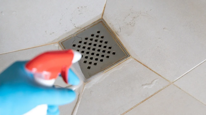 Percarbonato de sódio e detergente desentopem ralos? TudoGostoso revela a verdade sobre essa mistura caseira
