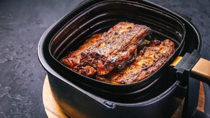 Black Friday antecipada: Air Fryer Oven Midea de 12 litros fica quase R$ 300 mais barata na Amazon