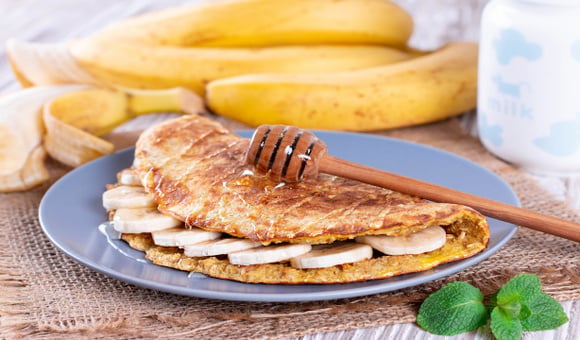 Banana e aveia viram uma crepioca deliciosa: TudoGostoso ensina receita saudável e fit para o café da manhã