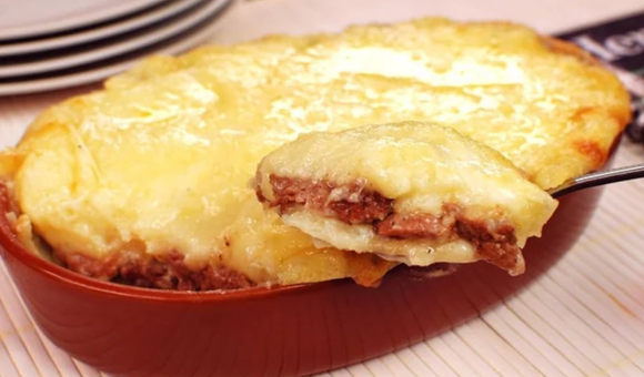 O escondidinho de carne seca com muito recheio que está fazendo o maior sucesso no TudoGostoso